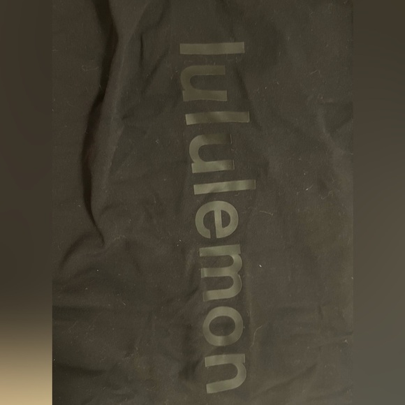 lululemon athletica align biker shorts - Picture 3 of 3